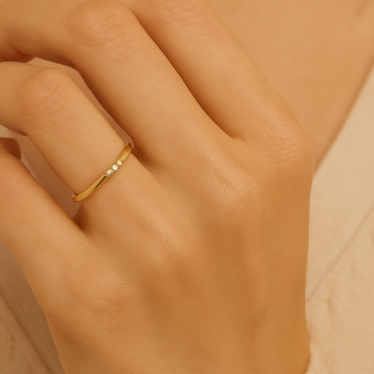 3 Diamond Mini Ring