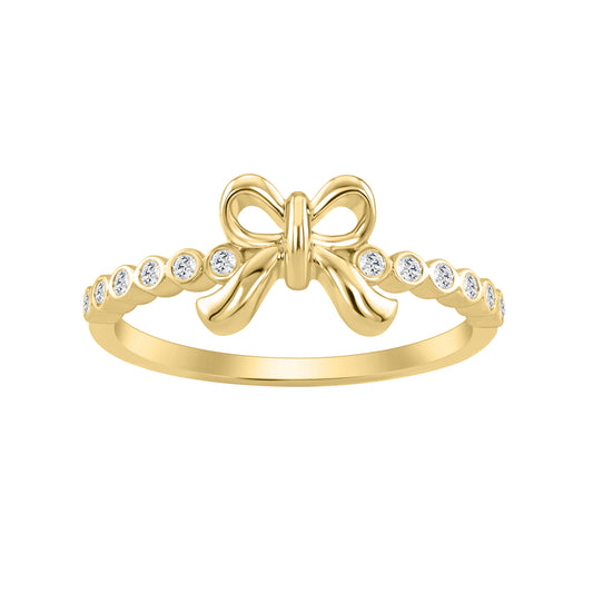 Classic 0.10Ct Round Diamond Ring In Yellow Gold  For Women