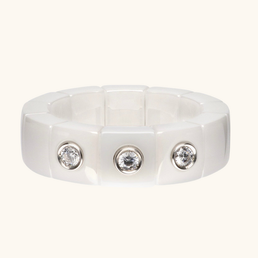 White Ceramic Ring with 3 Bezel Diamonds 18K