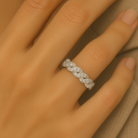 White Gold Diamond Link Ring 14K