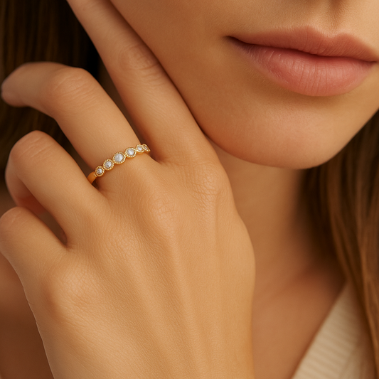 Yellow Gold Round Diamond Ring 14K
